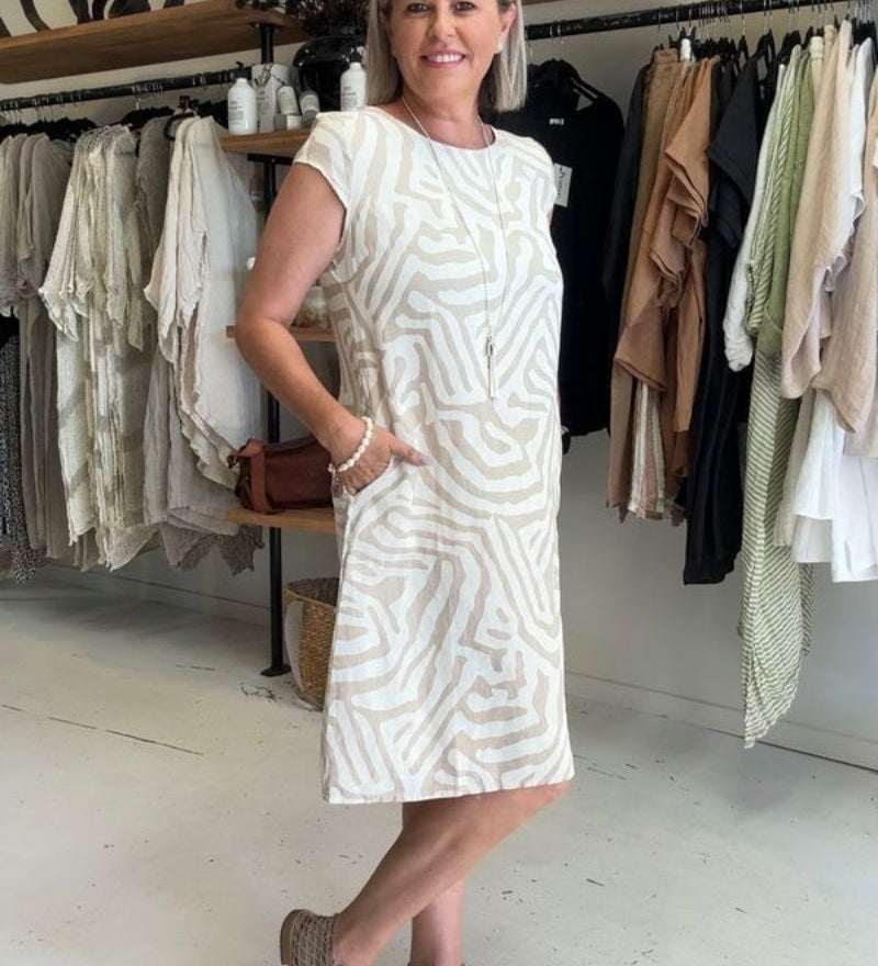 Noémi – Nyári Kerek Nyakú Ruha