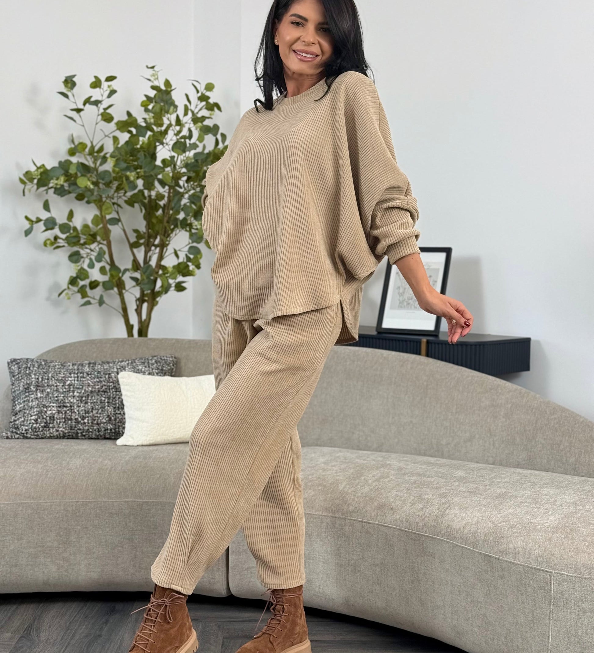 ‍Katalin – Prémium Elegáns Kosztüm Szett (Ingyenes)