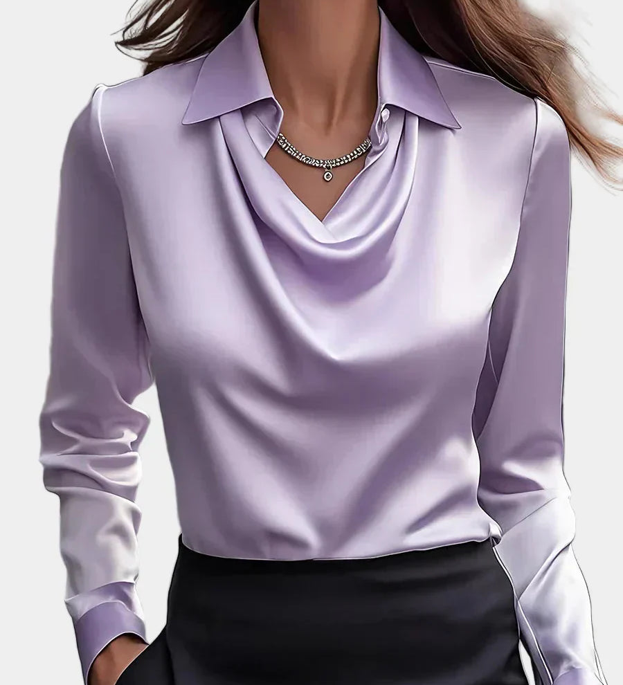 Elegáns Fehér Selyem Blúz Drapé Dekoltázzsal