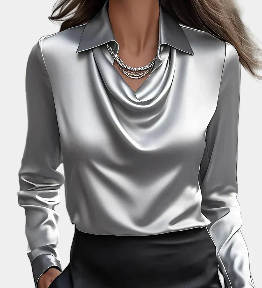 Elegáns Fehér Selyem Blúz Drapé Dekoltázzsal