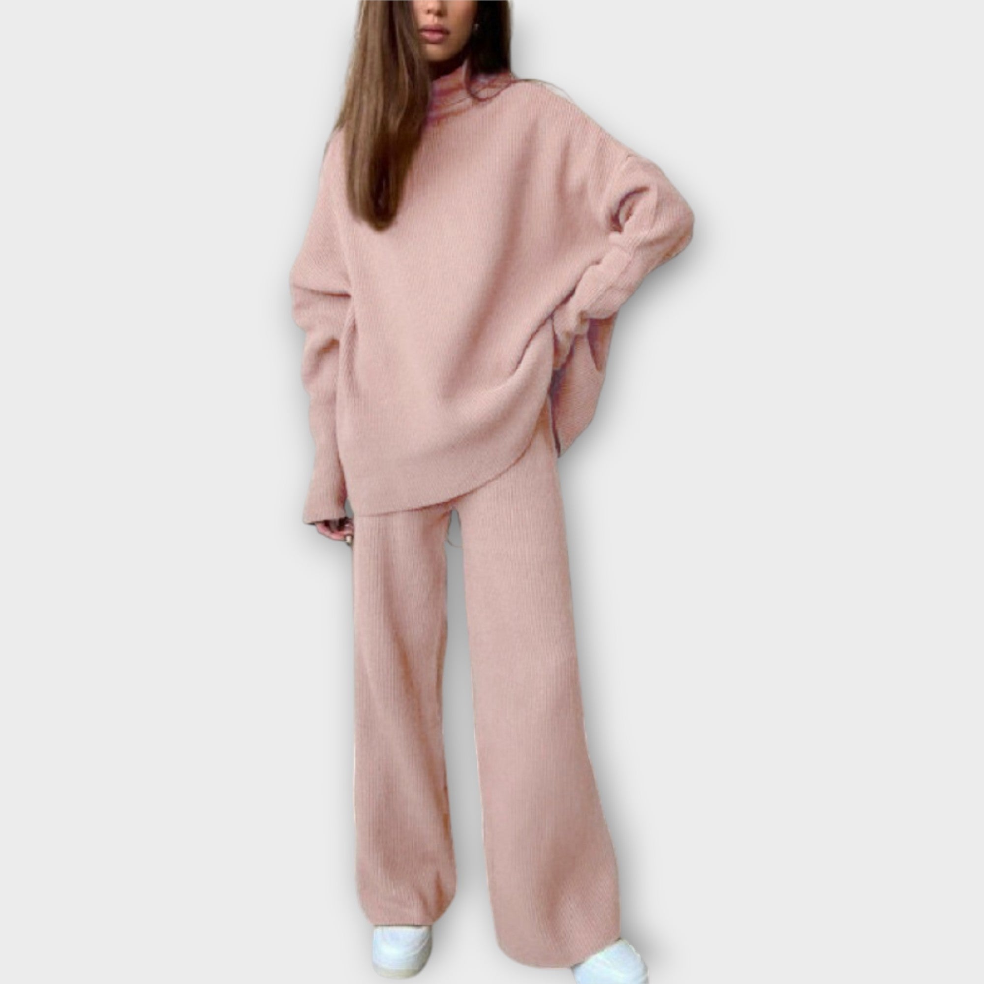 Kötött Szett Laza Vonallal és Minimalista Dizájnnal