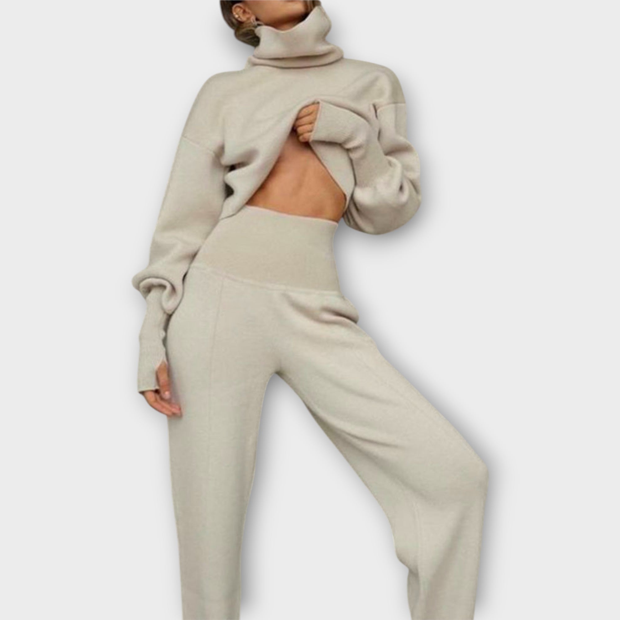 Kötött Szett Garbóval és Laza Illeszkedéssel